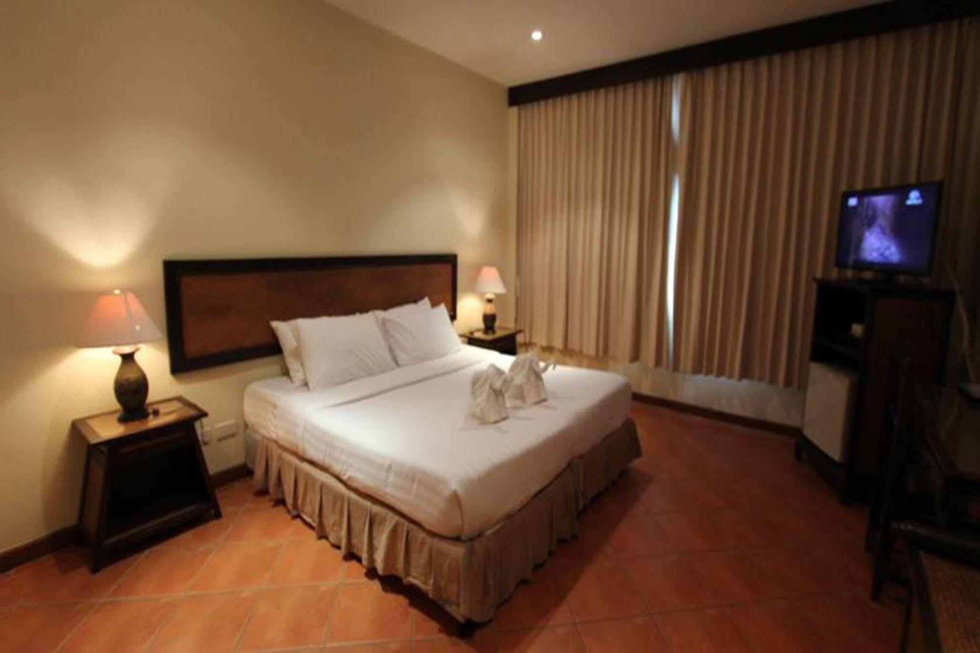 Buffalo Bill Hotel Koh Chang Extérieur photo